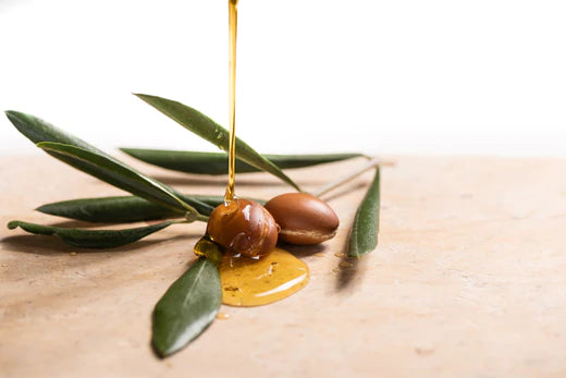 6 Argan Oil Benefits for Hair